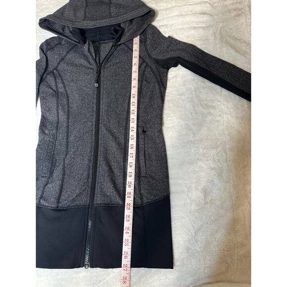 Lululemon Daily Practice Jacket Heathered Herringbone Heathered Black Women’s 4 - Picture 5 of 7